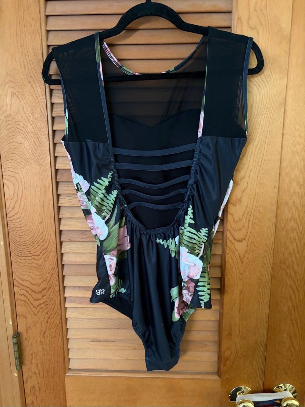 Albion Fit The Maria one piece swimsuit in Carolina size XL - Picture 3 of 5
